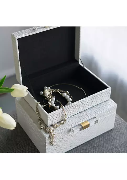 Brand new 🎉 A & B Home Set of 2 White and Gold Contemporary Rectangular Snakeskin Decorative Boxes 10" 🔥 5 Brand new 🎉 A & B Home Set of 2 White and Gold Contemporary Rectangular Snakeskin Decorative Boxes 10" 🔥 - Image 3